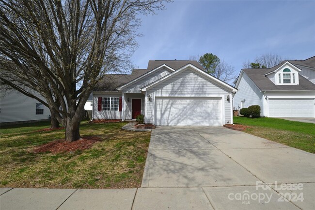 Building Photo - 1010 Holly Park Dr
