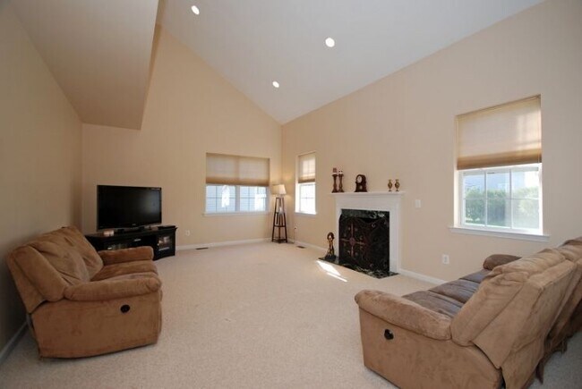 Building Photo - 17 Princeton Highlands Blvd