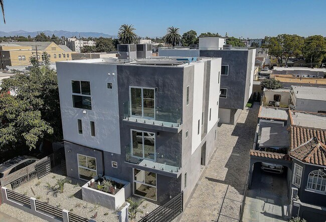 Foto del edificio - 2638 Virginia Rd