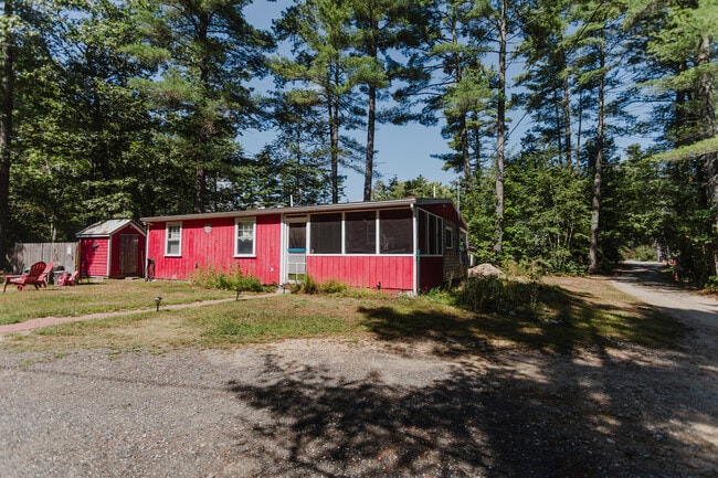Building Photo - 61 Hall Rd