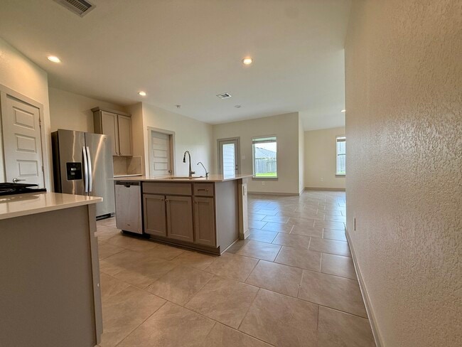 Building Photo - 28930 Yukon River Ct