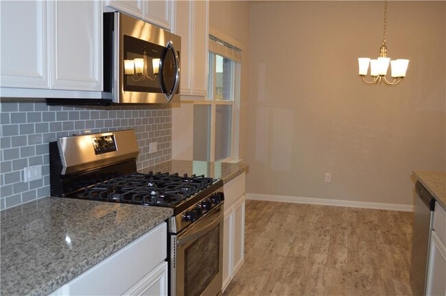 Building Photo - 2800 Bridekirk Dr