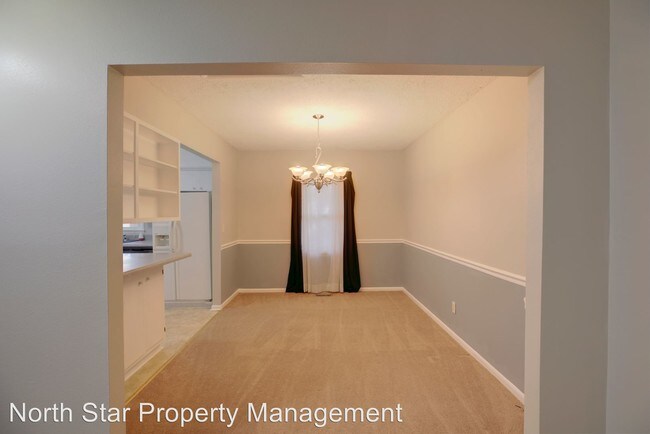 Building Photo - 5 br, 3 bath House - 508 Seaborn Drive