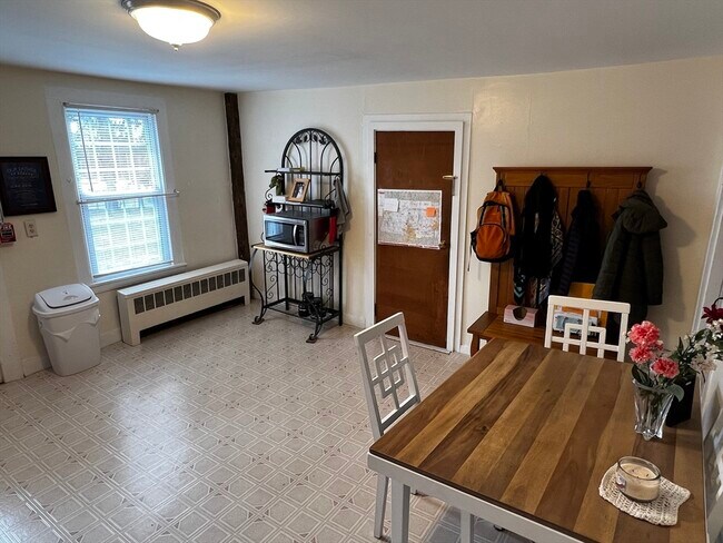 Foto del edificio - 797 Main St