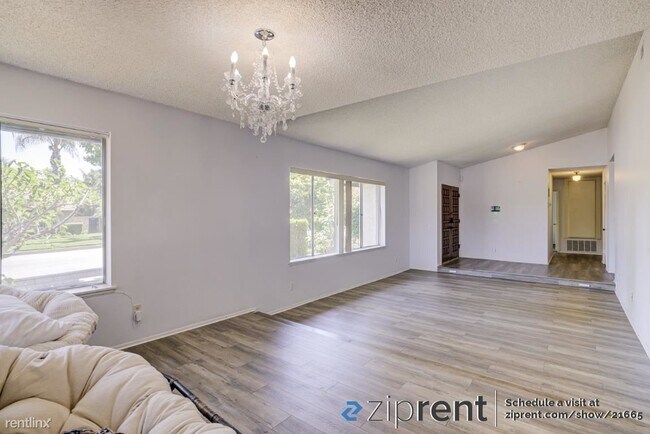Foto del edificio - 3 br, 2 bath House - 420 Clover St, Redlan...
