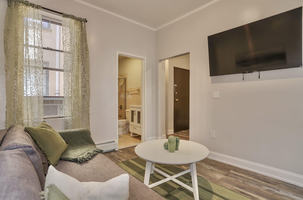 Foto principal - 208 48th St
