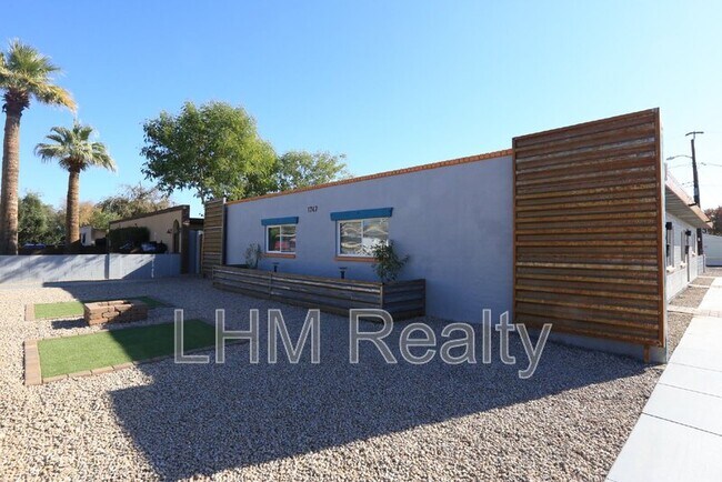 Foto del edificio - 1747 E Virginia Ave