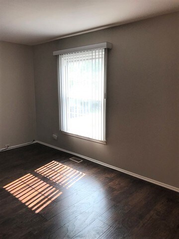 Building Photo - 1675 Monticello Ct
