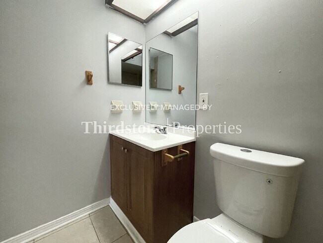 Building Photo - 5127 Indian Lakes Ct APT 4, Jacksonville, ...