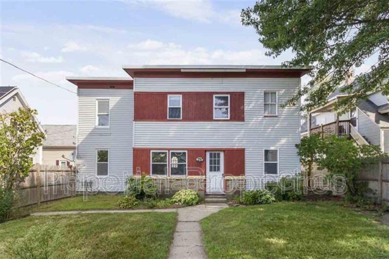 5 Lawton St Unit 1, Manchester, NH 03103 Condo for Rent in Manchester