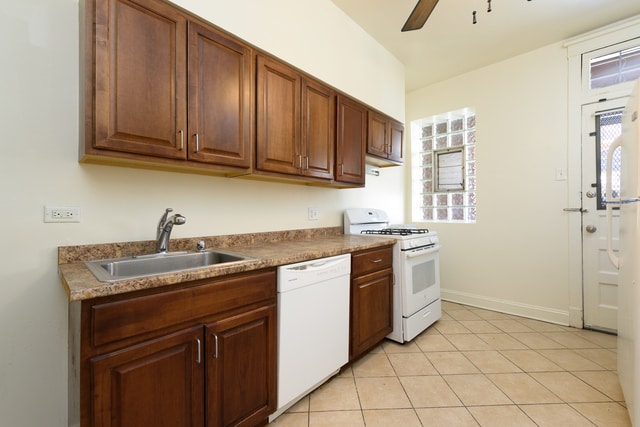 Building Photo - 918 W Margate Ter