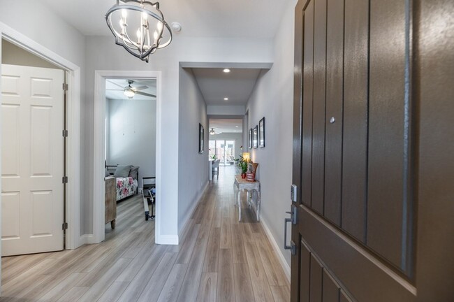 Foto del edificio - Three Bedroom Home in Stonebrook 55+ Co...