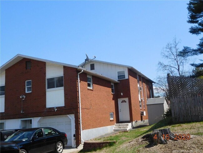 Foto del edificio - 152 Surrey Dr