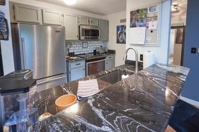 Building Photo - SkySail