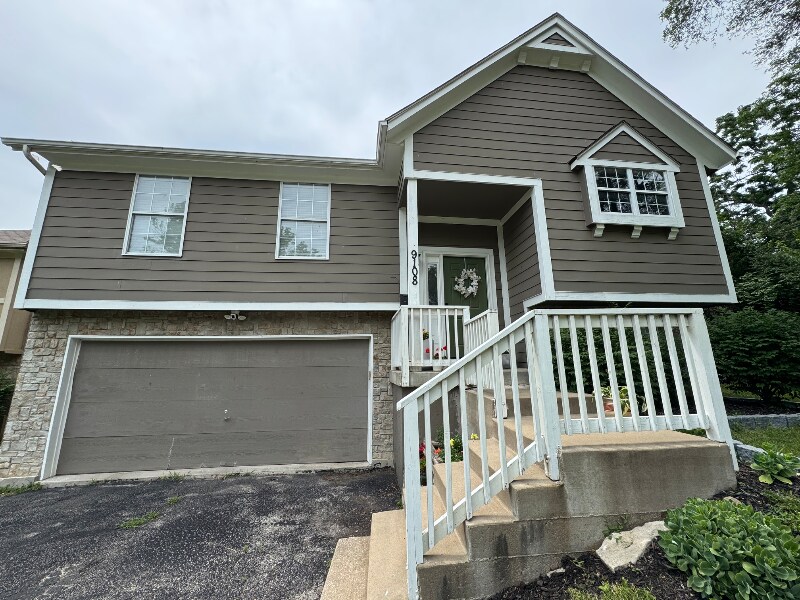 Foto principal - 9108 Oak St