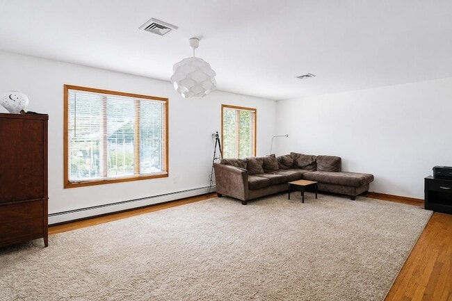 Building Photo - 775 9th St