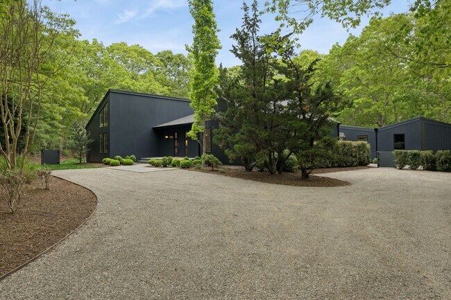 Building Photo - 5 Tanager Ln