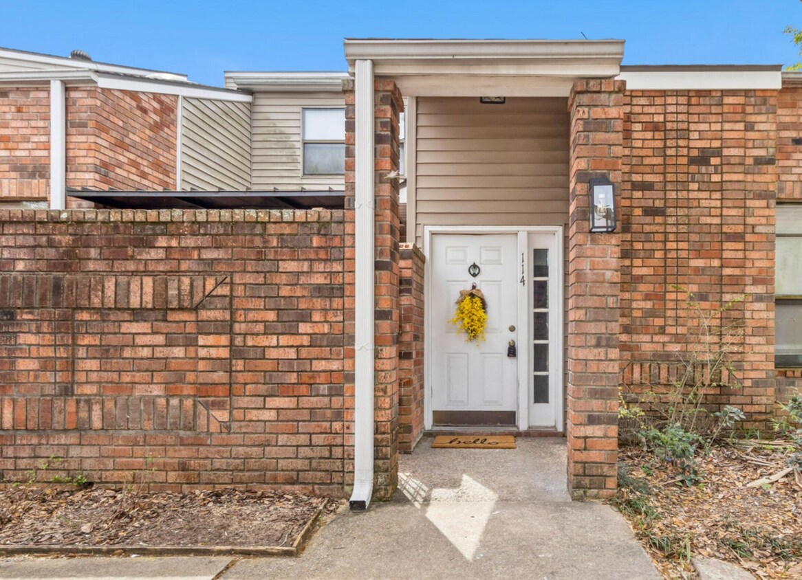 Foto principal - 183 Steiner Rd