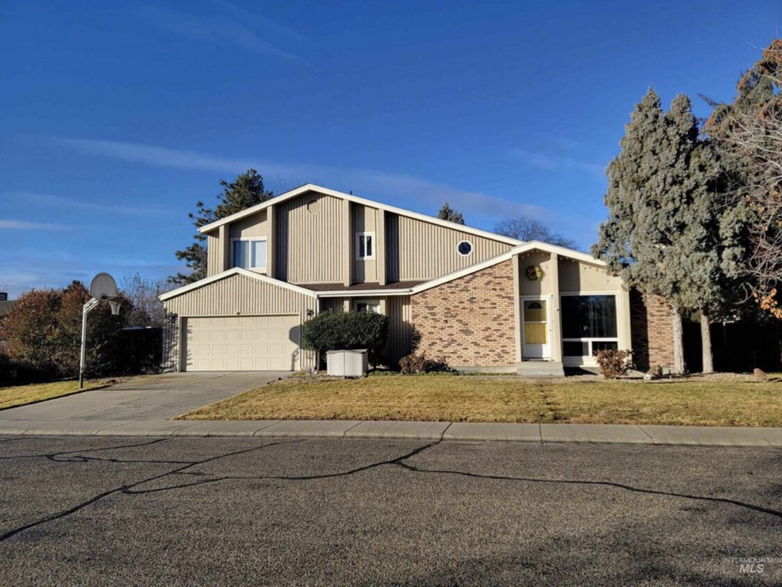 2649 S Lynx Ave, Boise, ID 83705 House Rental in Boise, ID