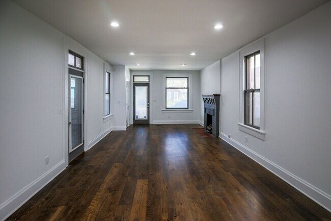 Foto del edificio - 1050 Summit St