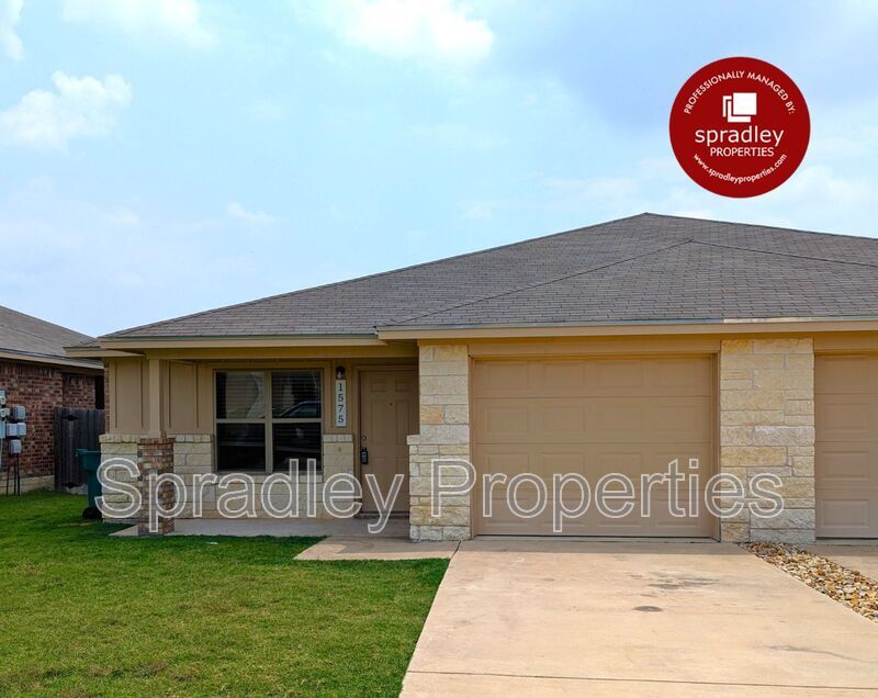 1575 Chance Ct, Belton, TX 76513 Townhome Rentals in Belton TX