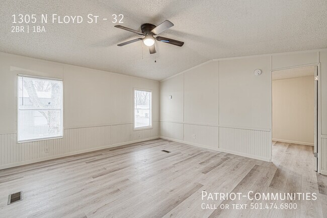 Foto del edificio - 1305 N Floyd St