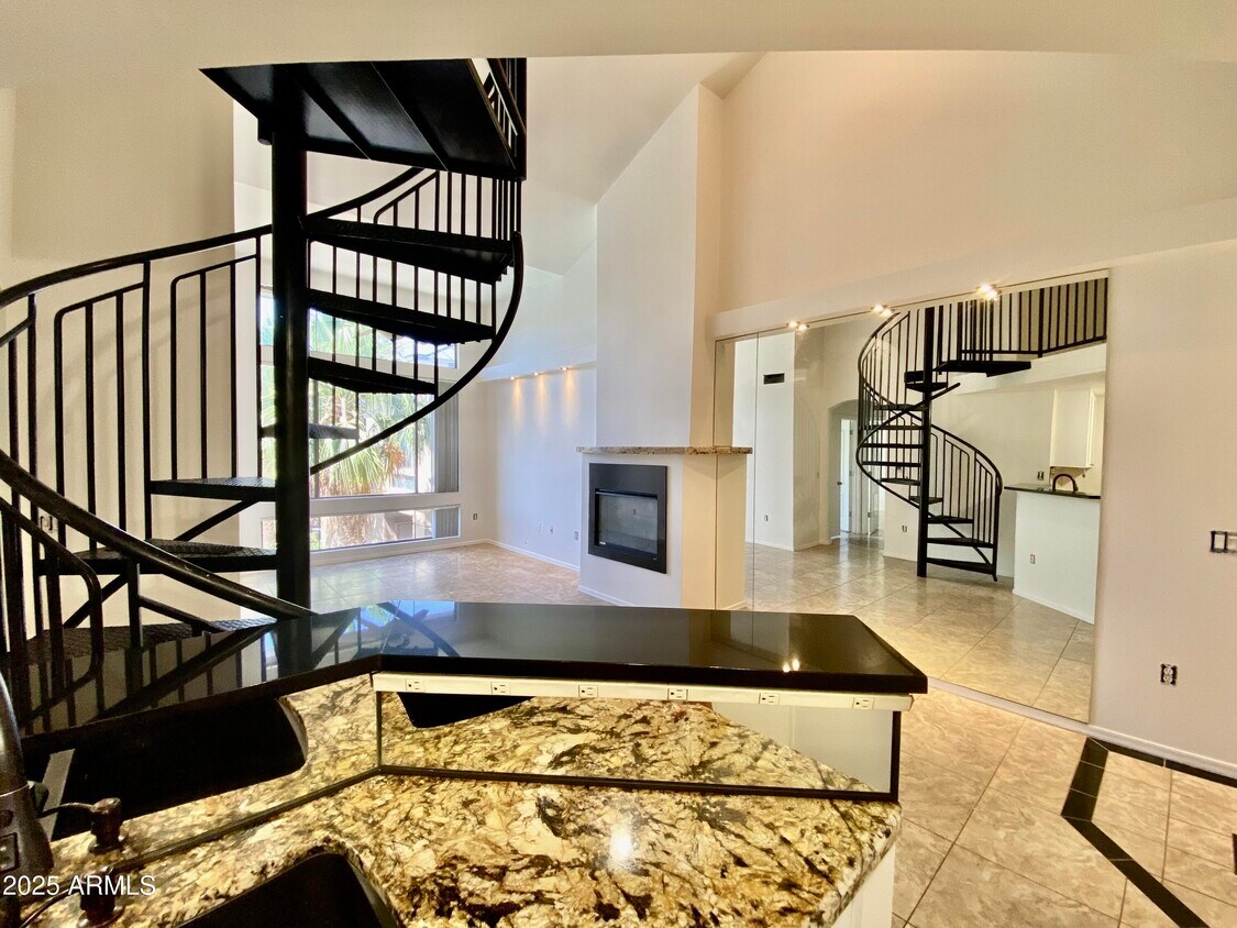 Foto principal - 1701 E Colter St