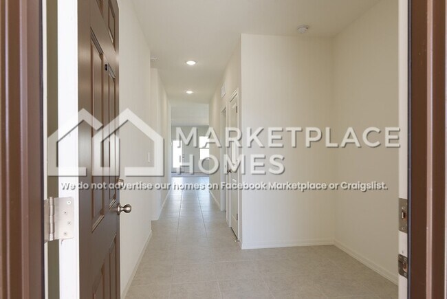 Foto del edificio - 4924 N 192nd Ln