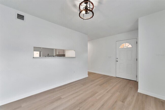 Building Photo - 9940 7th Way N