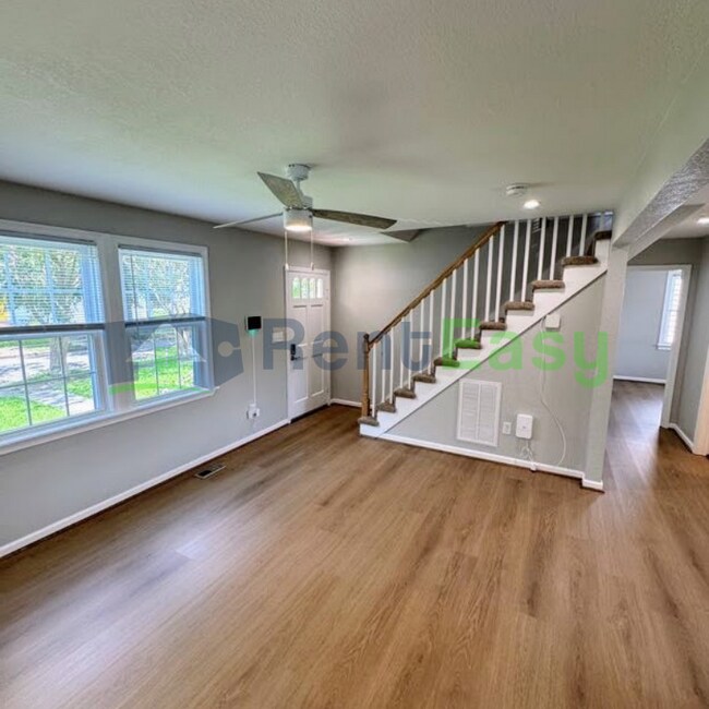 Building Photo - 3316 Dunkirk Ave