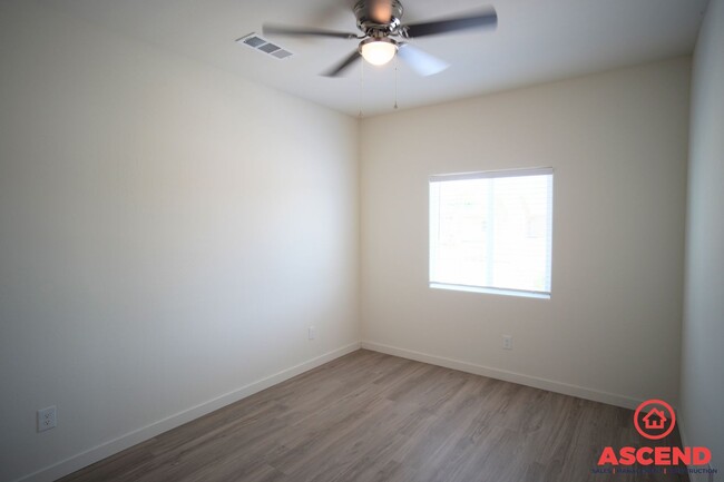 Foto del edificio - 8509 Grandy St