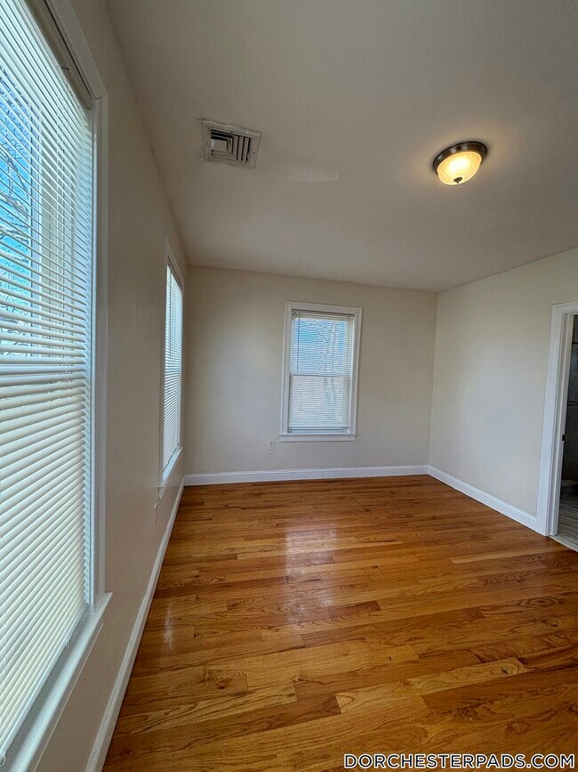 Foto del edificio - 9 Nottingham St