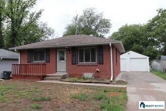 Building Photo - 2131 S 57th St