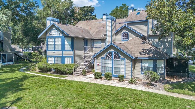 Building Photo - 955 Forest Ridge Ct