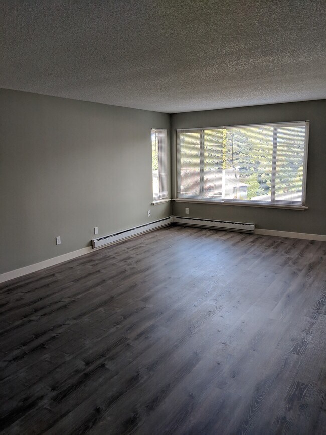 Building Photo - 3309 W Government Way