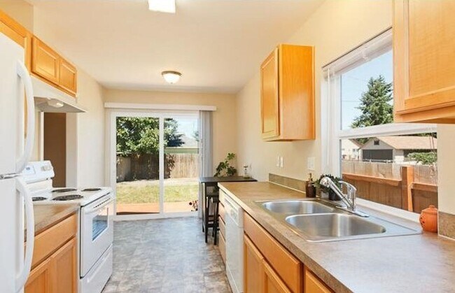 Foto del edificio - SE Mt Scott - Arleta 2Bd + 1Ba House - Lar...