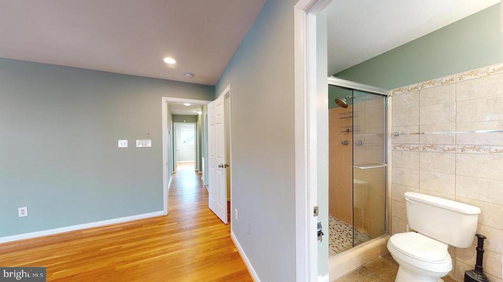 Foto principal - 8606 Magnolia Dr