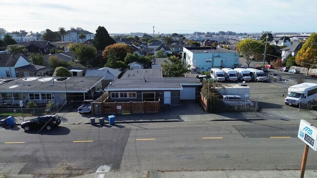 Foto del edificio - 1814 B St