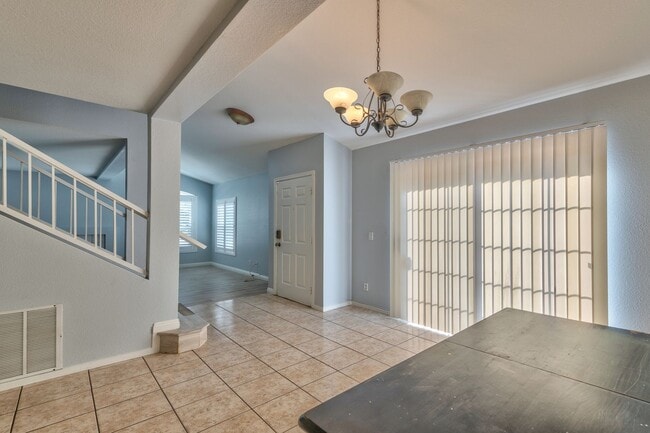 Building Photo - 7736 Allerton Ave