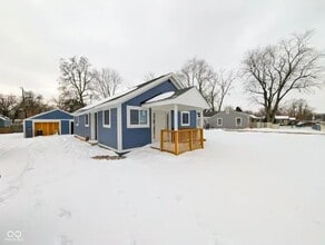 Building Photo - 5037 W Minnesota St