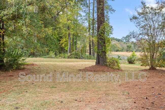 Building Photo - 1232 Beverly Dr