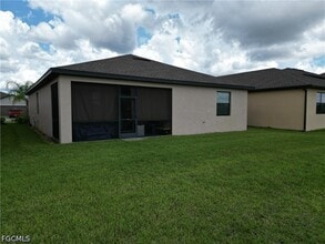 Building Photo - 14499 Cantabria Dr