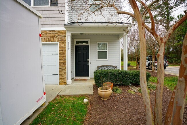 Foto del edificio - End unit townhome |  Fenced backyard | Har...