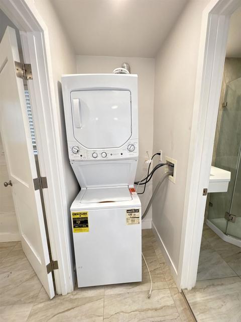 Building Photo - 2771 Logan Ave