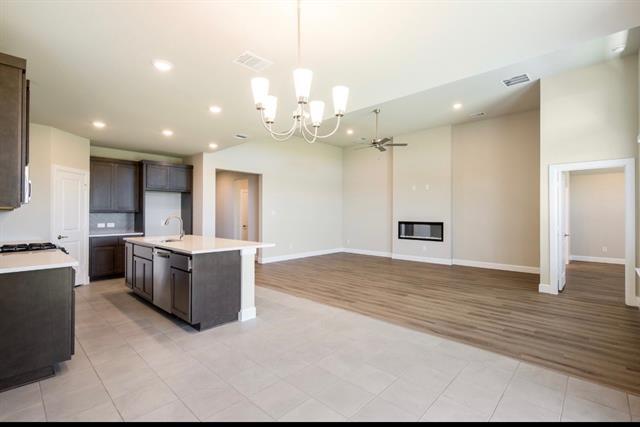 Foto del edificio - 2304 Spring Side Dr