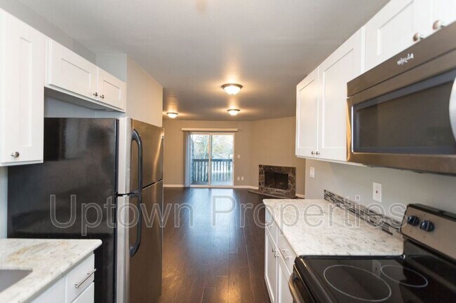 Building Photo - 12225 SW Longhorn Ln