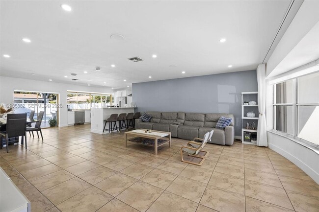 Foto del edificio - 3460 N 46th Ave