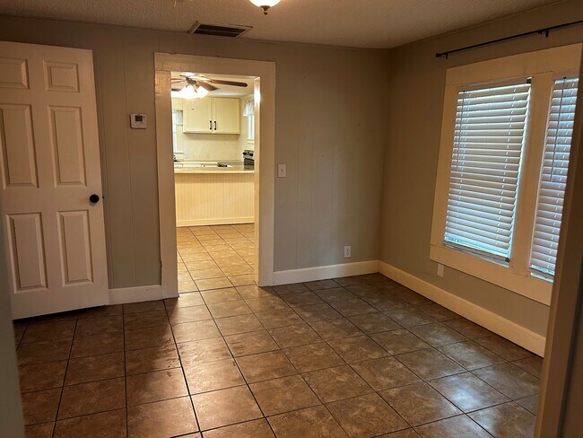 Building Photo - 229 N Garrison St