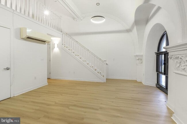 Building Photo - 2321 Fitzwater St