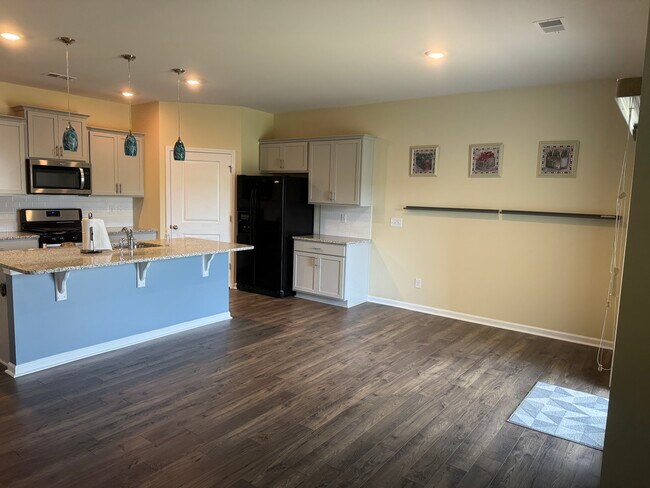 Foto del edificio - 839 Barlow Ln